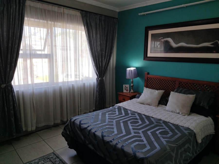 3 Bedroom Property for Sale in Cambridge West Eastern Cape